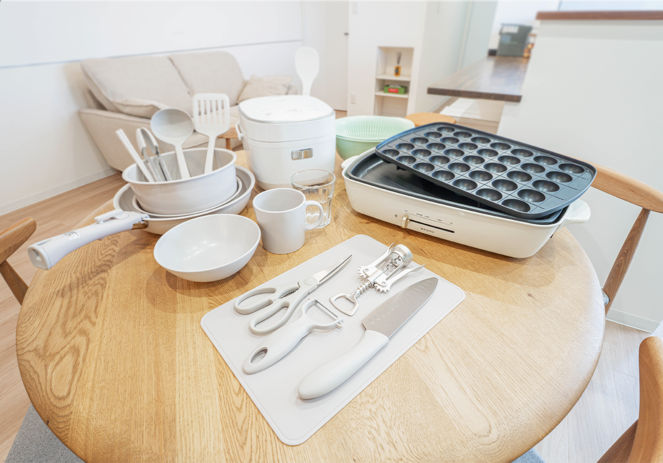 Kitchen equipment